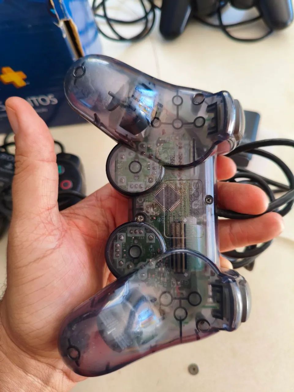 Controle ps2 raridade,item de colecionador,ps2 traslucido,preto - Foto 2