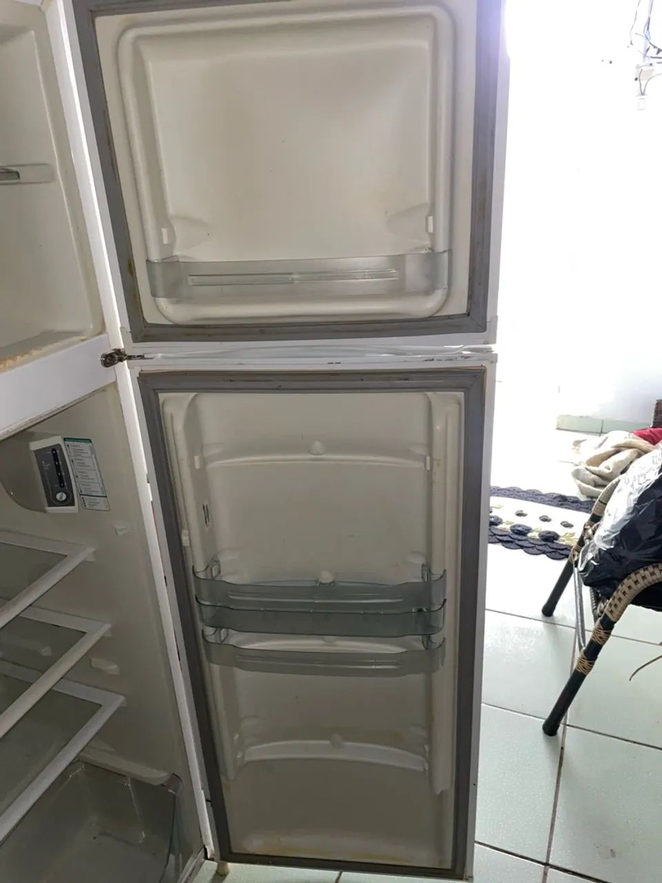 Vendo geladeira  - Foto 2