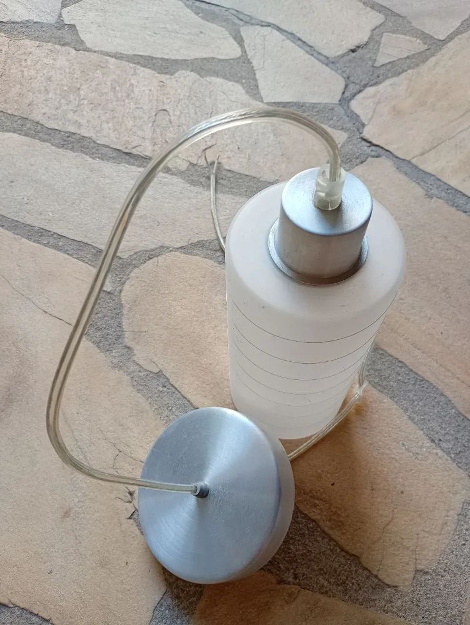 Lustre em vidro jateado 