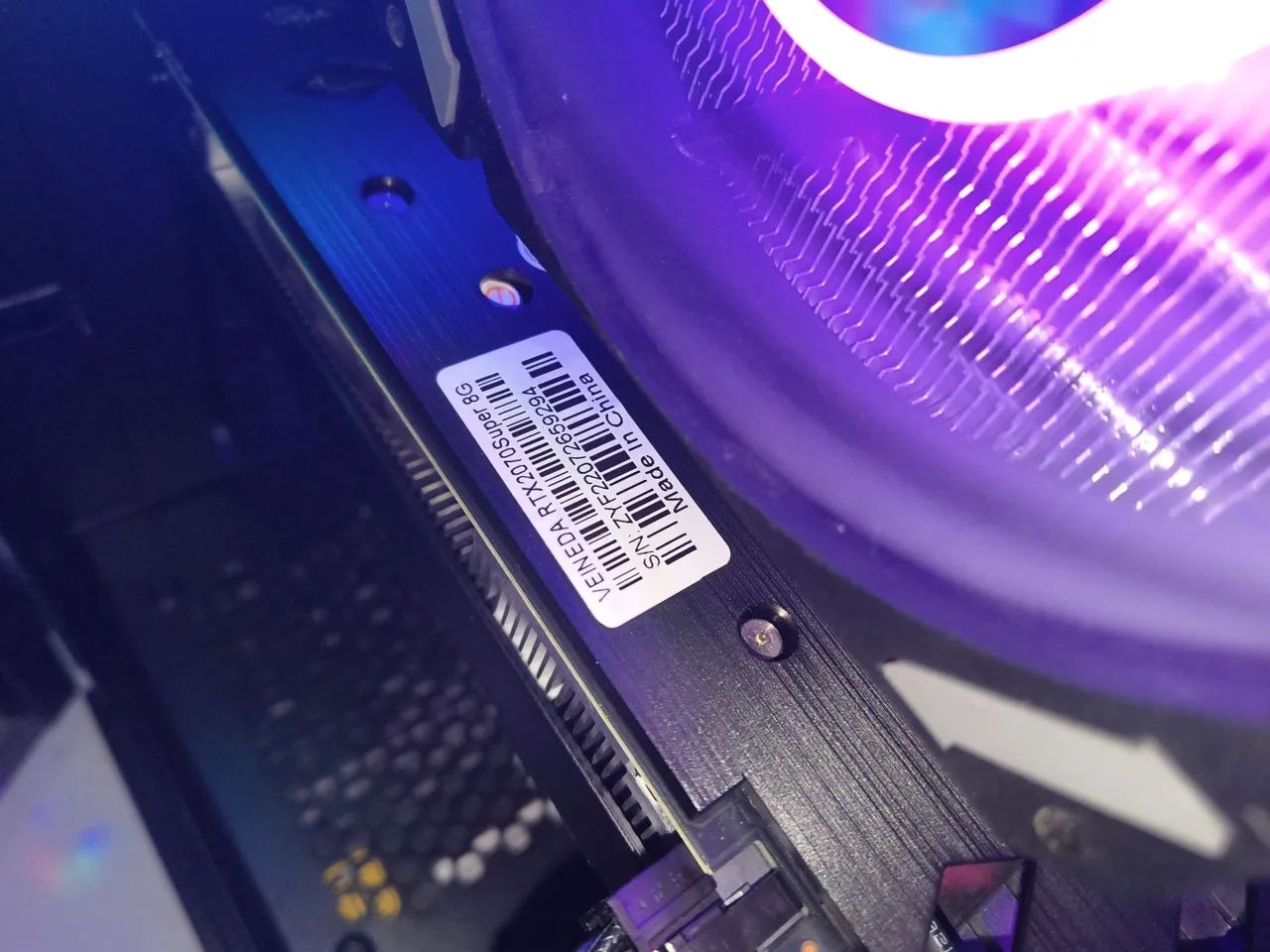 【美品】ゲーミングPC 白 RTX2070SUPER Ryzen5 5600 PC Gamer - Ryzen 5 5600, RTX 2070 Super, 32GB memória ram