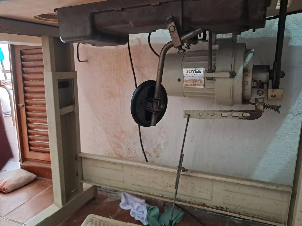 Máquina reta . - Foto 3