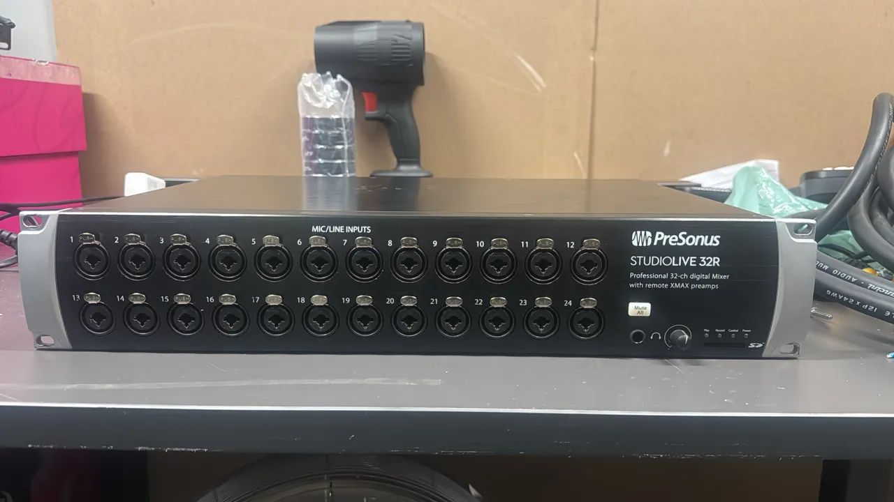 Mesa Rack - Presonus StudioLive 32r - Foto 2