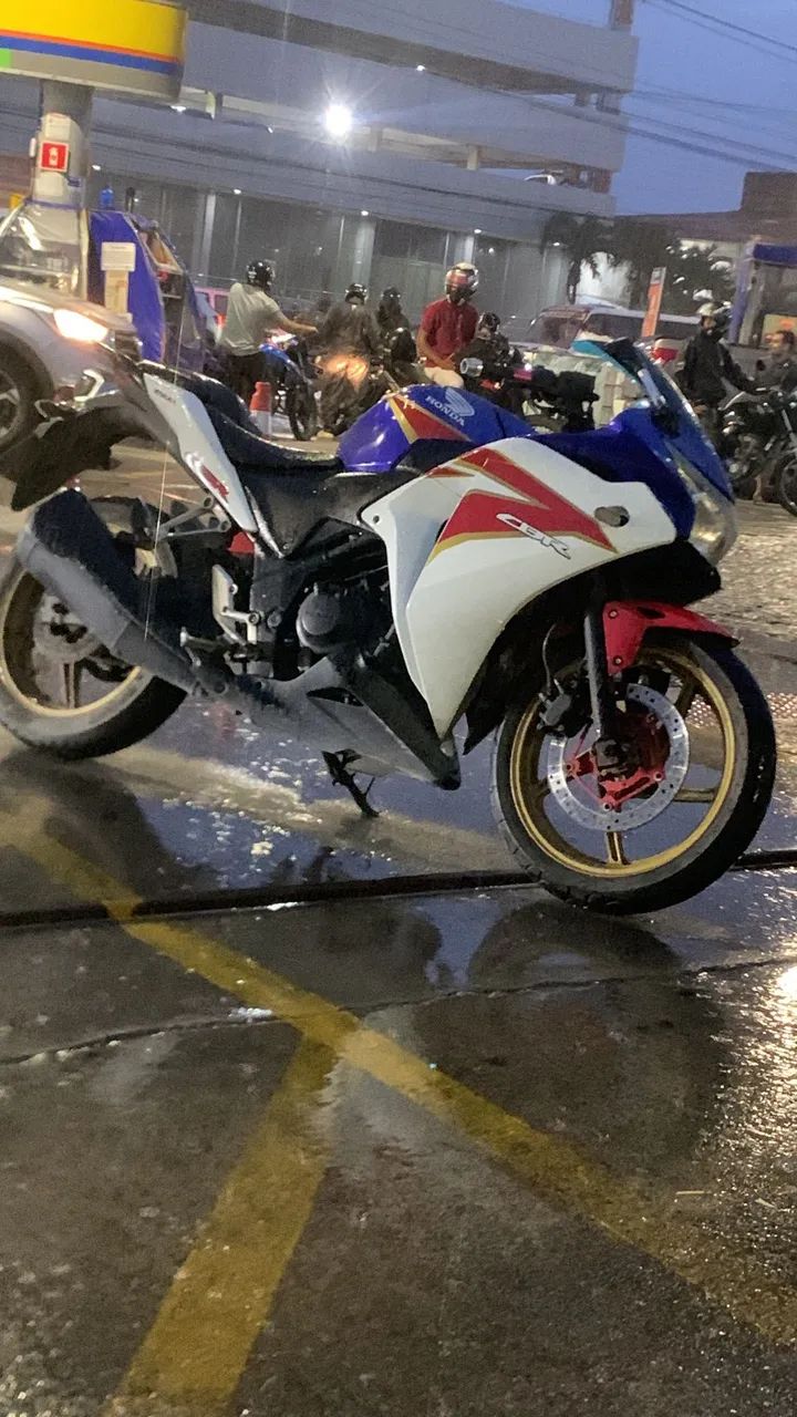 Cbr 250r 2012 - Foto 2