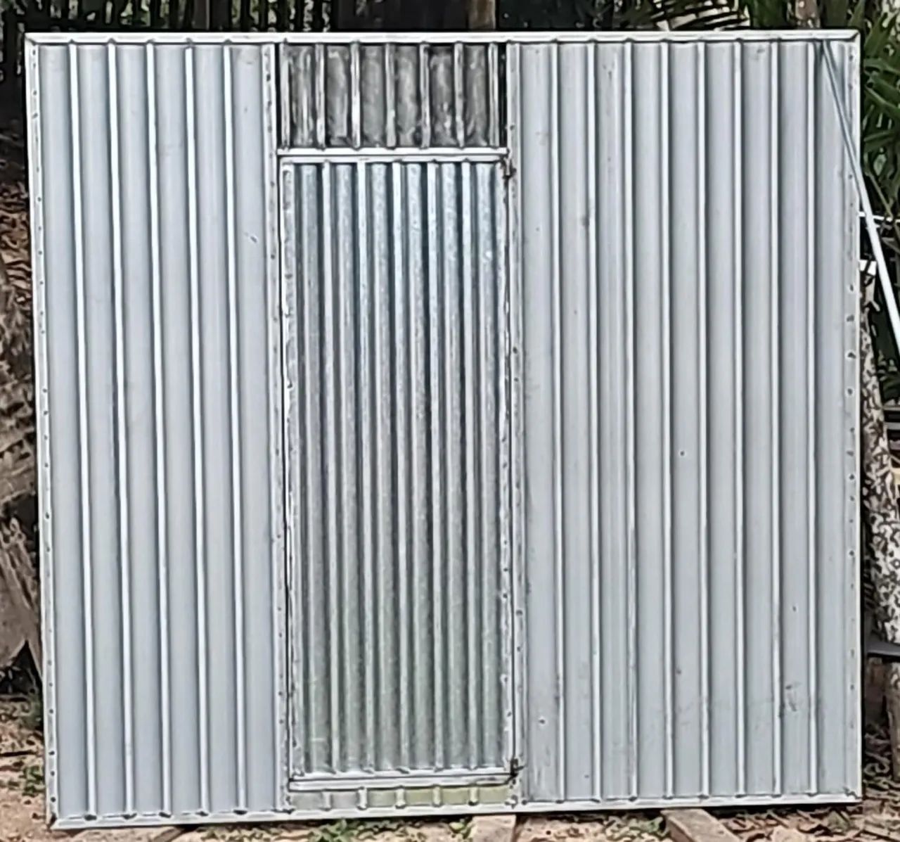 PORTÕES NOVOS INSTALADOS. - Foto 4