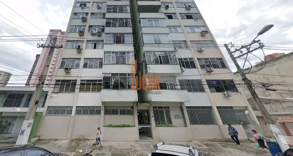 Um Lugar Imóveis vende um excelente apartamento no Edifício Boaventura - localizado na Rua