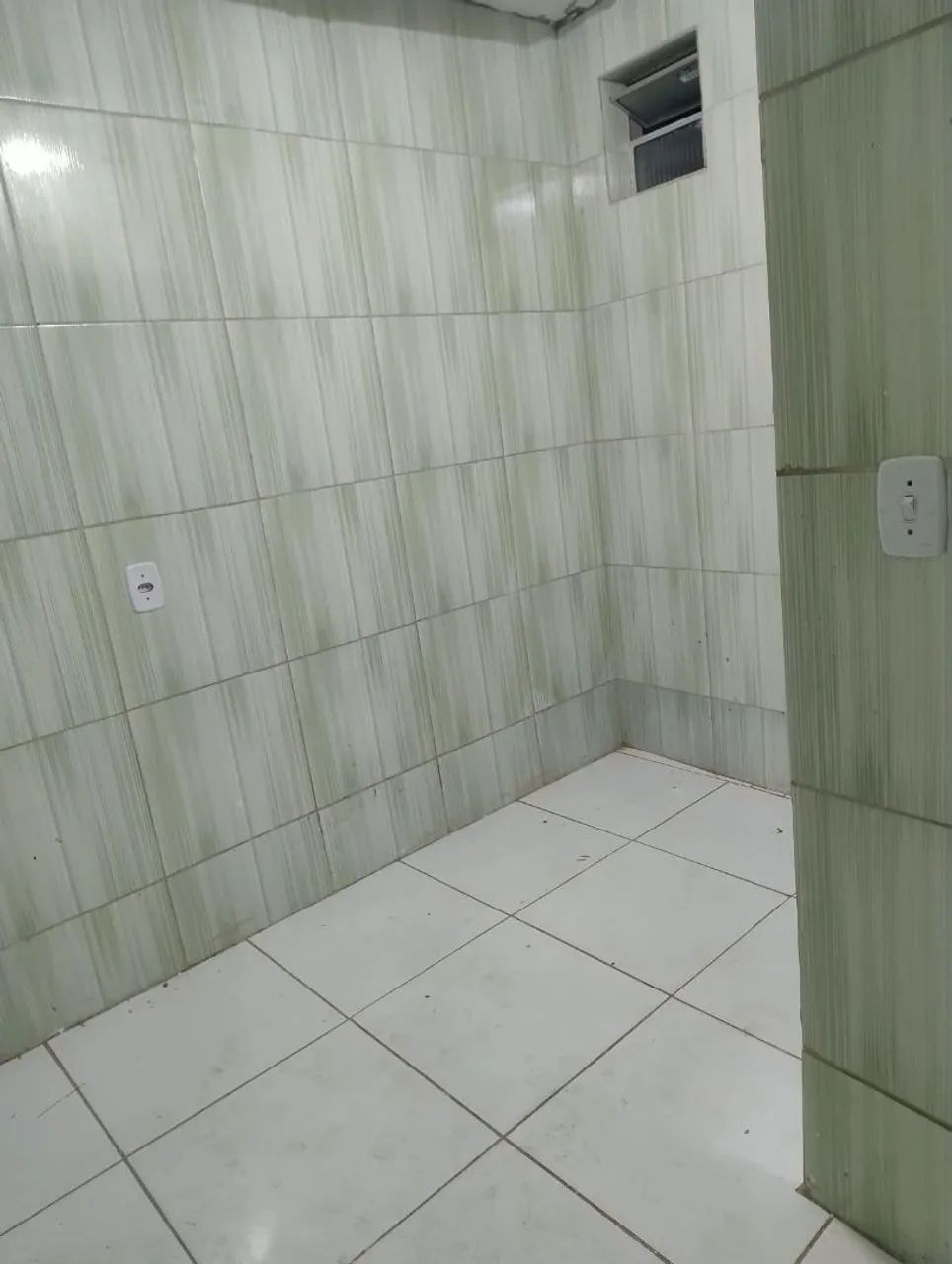 Quarto com banheiro 