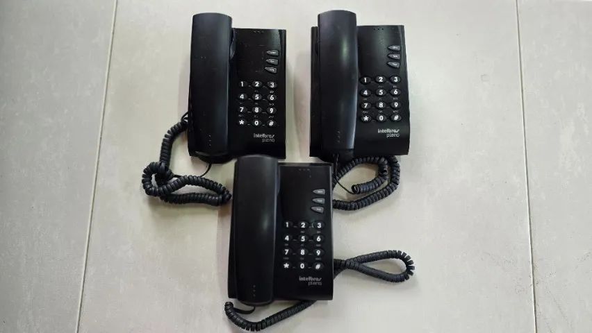Kit 4 Telefones com Fio - 3 Intelbras Pleno + 1 Multitoc