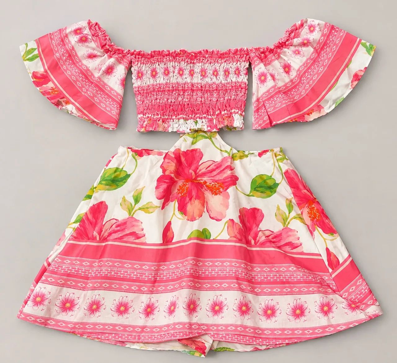 Vestidos e conjuntos  - Foto 4