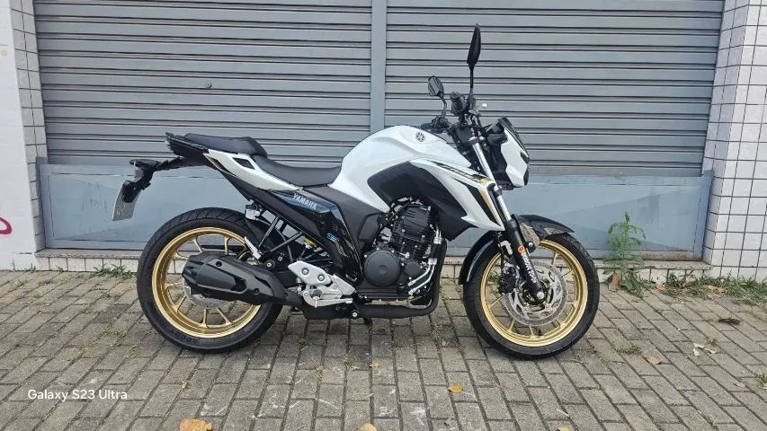 FZ25 YAMAHA 250Cc