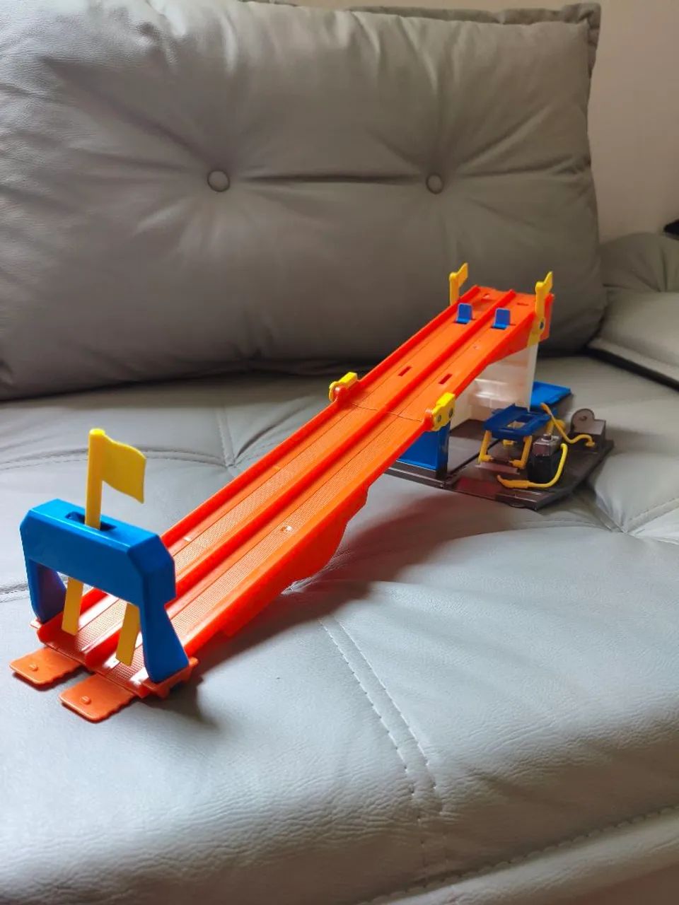 Pista hotwheels City Oficina + brinde - Foto 2