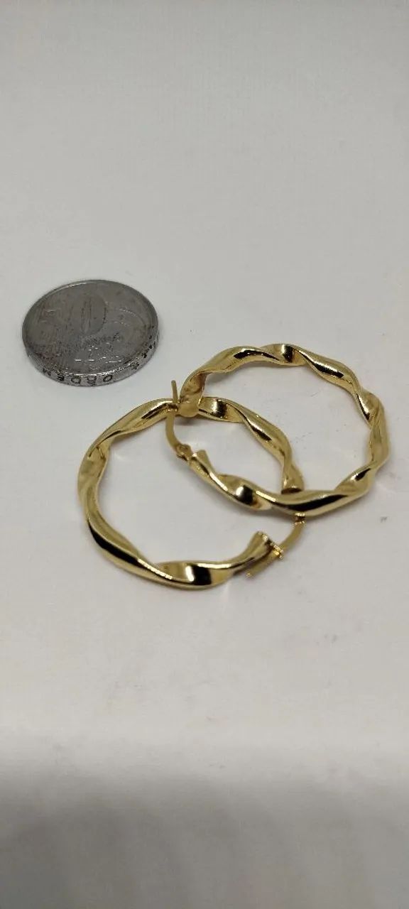 Brincos Argola Ouro18k, 3,5 cm diâmetro, oco. - Foto 2