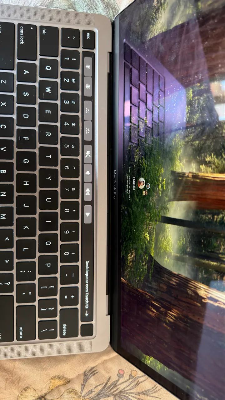 apple macbook pro m2 2022 13