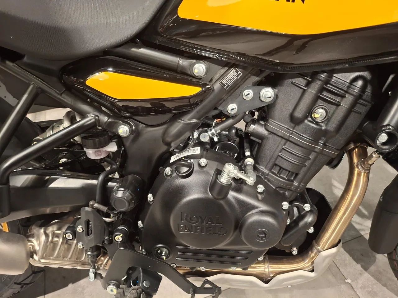 Himalayan Hanle Black 450cc - Amanda  - Foto 3