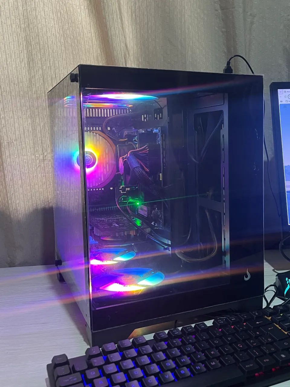 Cpu gabinete Gamer seminova, core i5 7th ,.12gb ddr4 - Foto 2