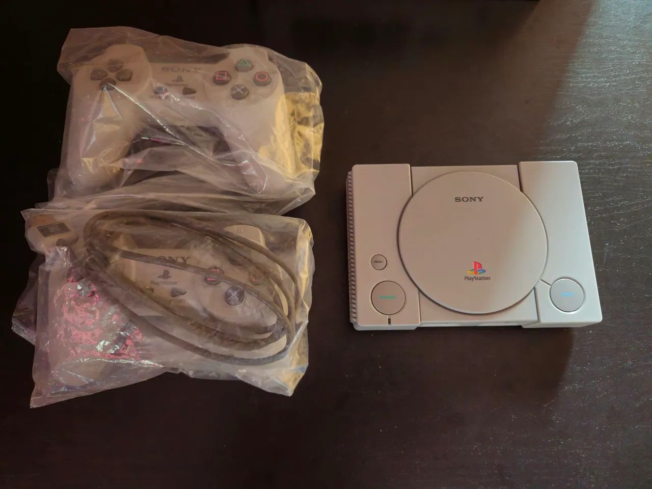 Playstation Classic Mini (DESBL0QUEAD0) - Foto 4