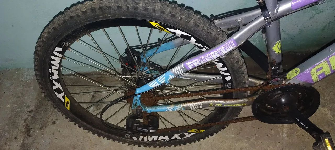Vendo bicicleta com nota fiscal  - Foto 3