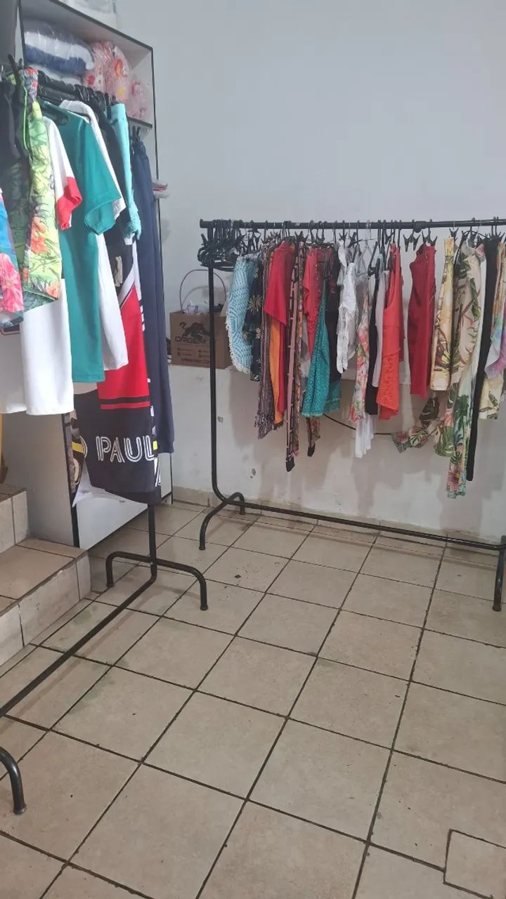 Loja de roupas e utensílios domésticos e armarinhos  - Foto 5