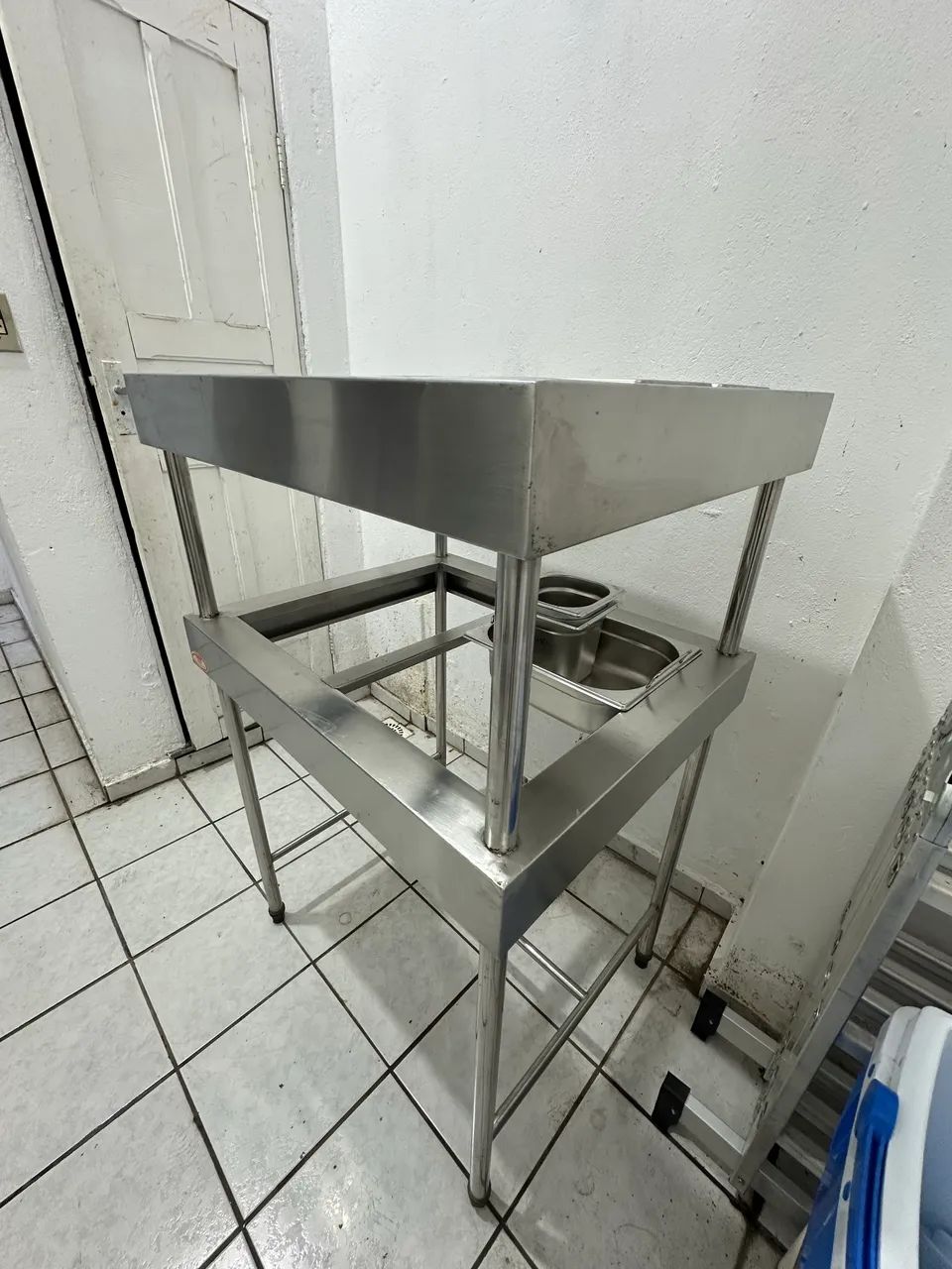 Suporte mesa para alimentos em inox