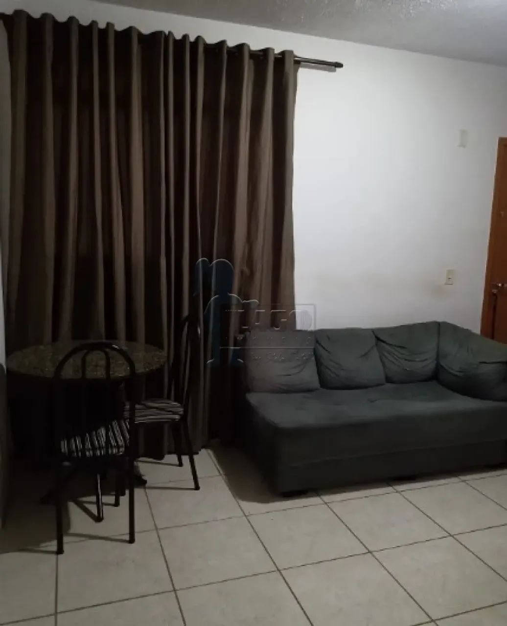 Ótimo apartamento com 2 dormitórios em condomínio com lazer