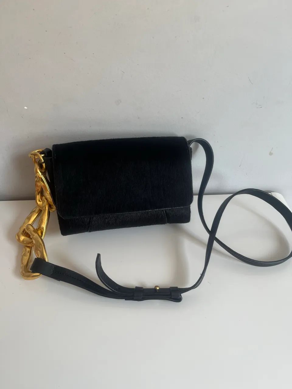 Bolsa Schütz preta original - Foto 2