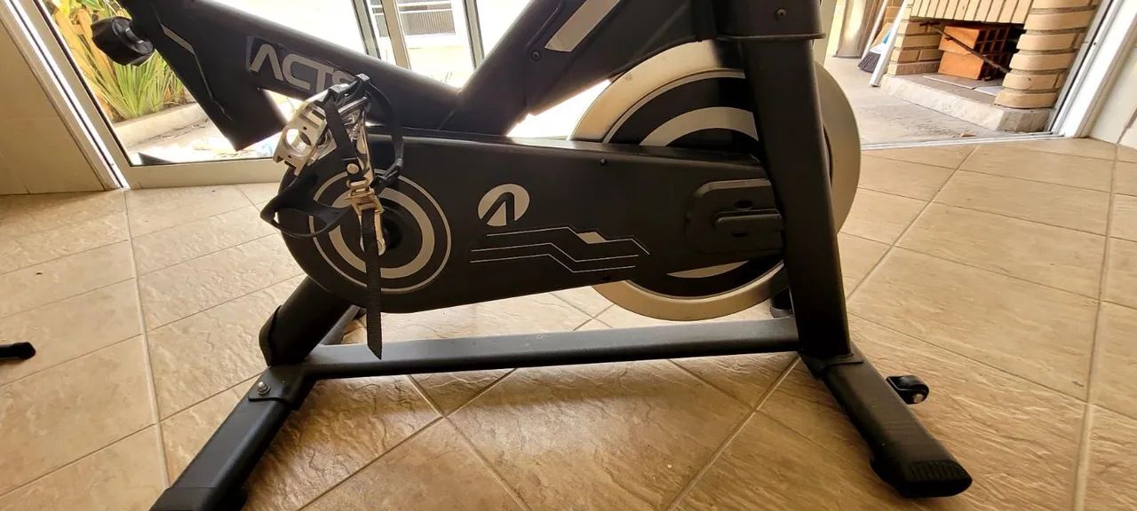 Bicicleta ergometrica - Foto 3