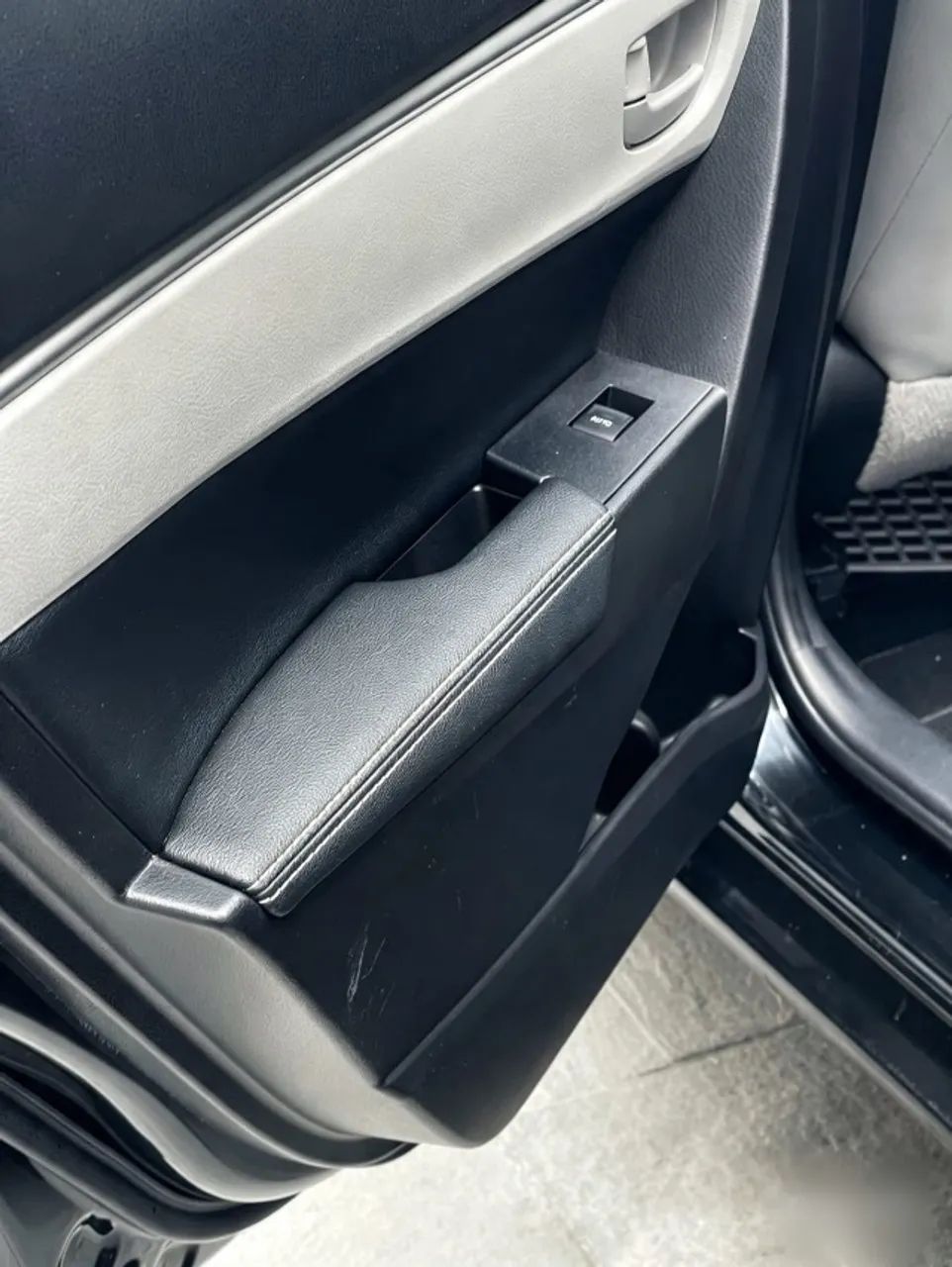 Toyota Corolla XEI 2.0 Flex 16V Aut. 2017 - Foto 3