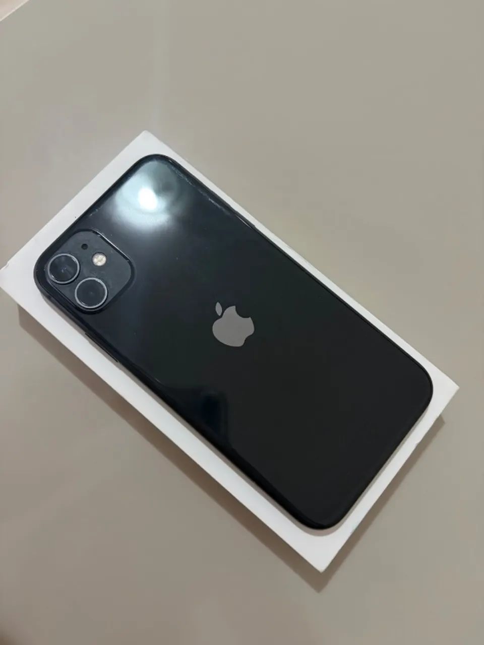 IPhone 11 64 GB - Sem defeitos e marcas de uso   - Foto 2
