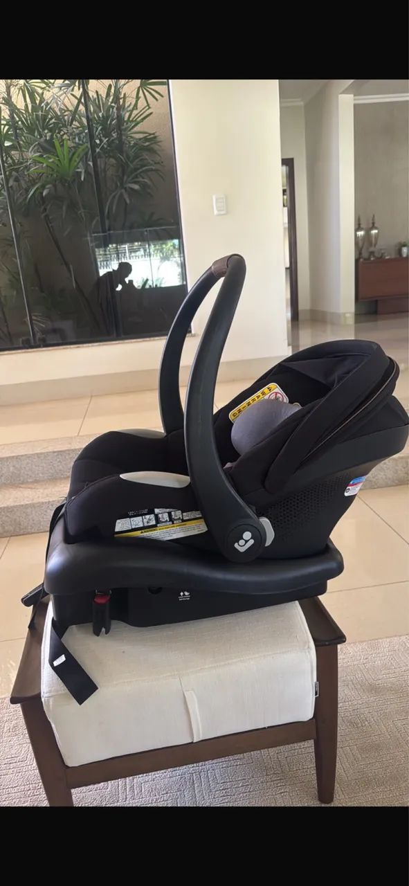 Bebê Conforto Maxi-Cosi Pebble + Base Com ISOFIX | Estado de Zero / Impecável