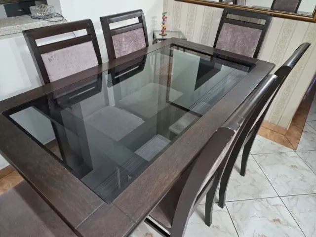 Mesa maciça de madeira com 6 lugares - Foto 3