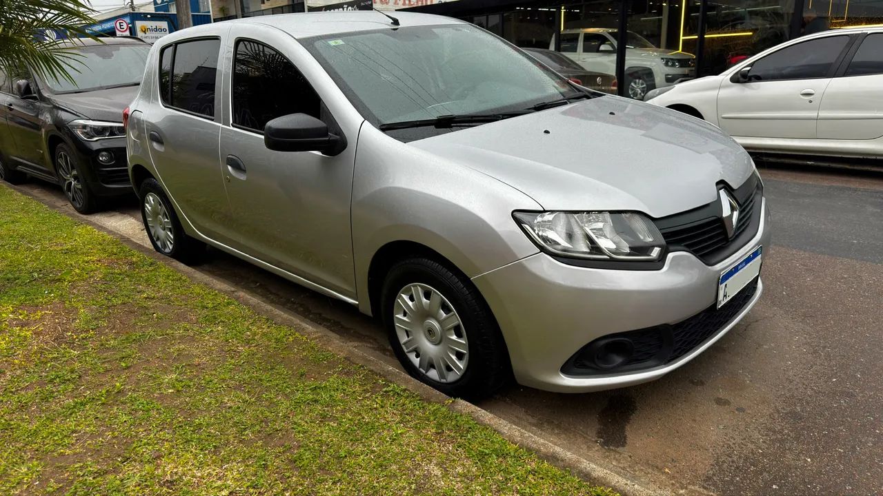 Renault Sandero 2015
