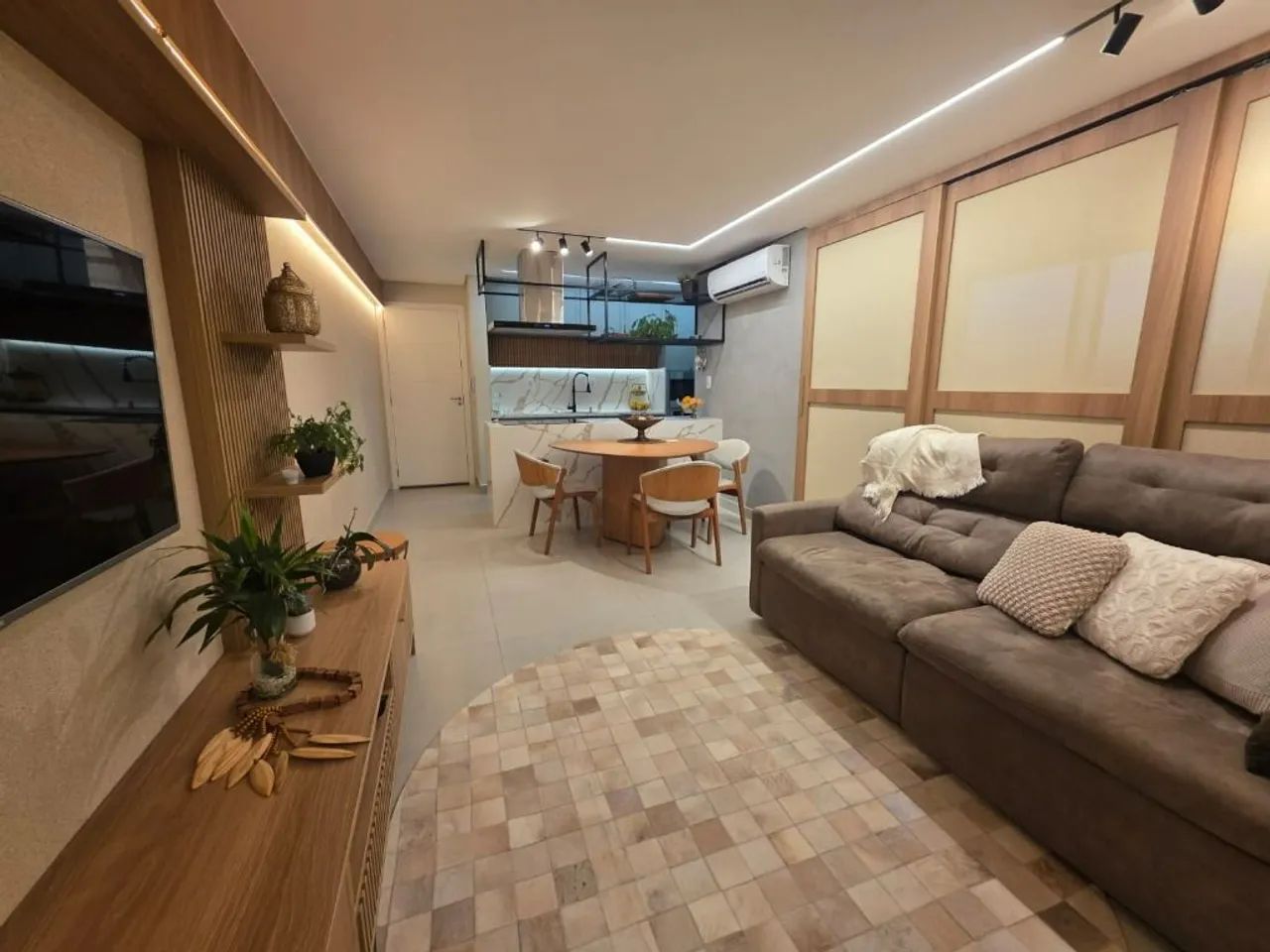 APARTAMENTO A VENDA - MOBILIADO E DECORADO
