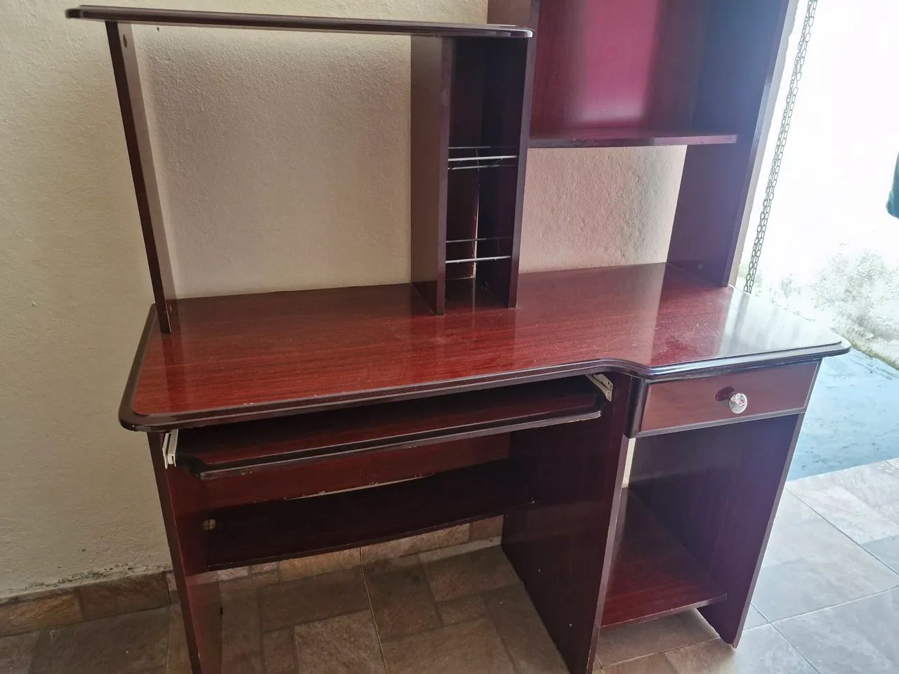 Escrivaninha para computador