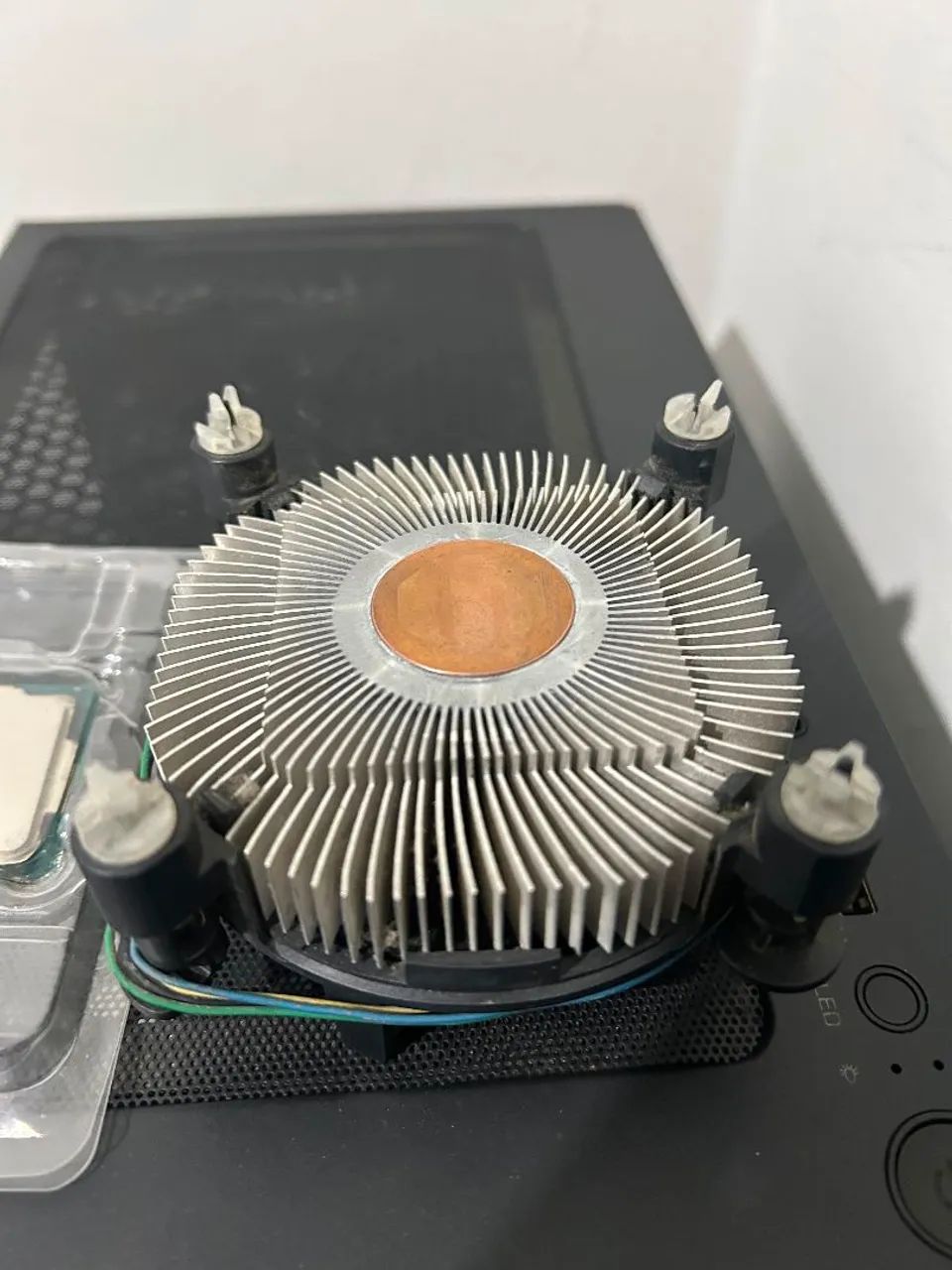 Processador Intel Core i5 9400F 2.90GHz LGA 1151 (Com Cooler Box