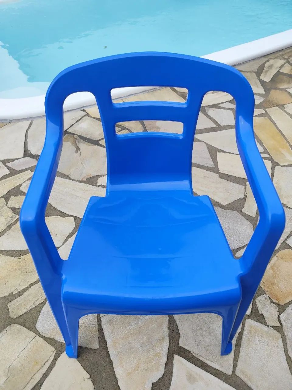 Vendo cadeira da marca mor reforçada  - Foto 2