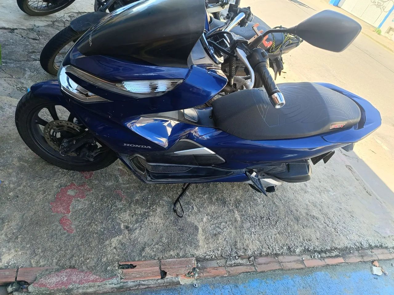 Pcx - Foto 2