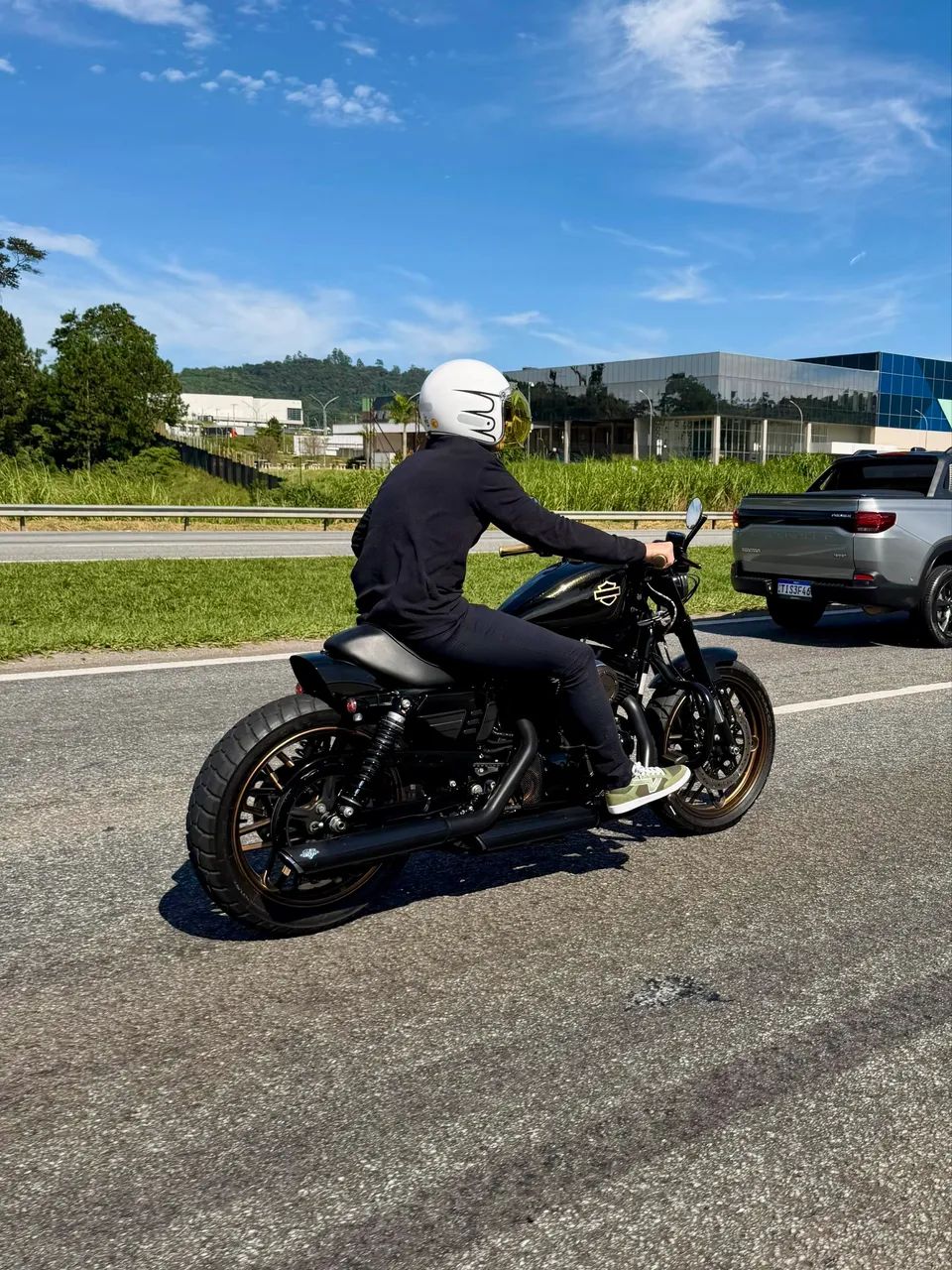 Harley-Davidson 1200 Custom Xl1200c 2017 - 1533935319 | OLX
