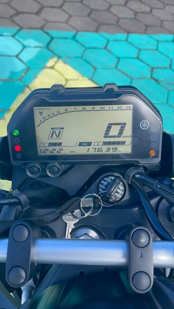 MOTO YAMAHA MT 03  - Foto 4