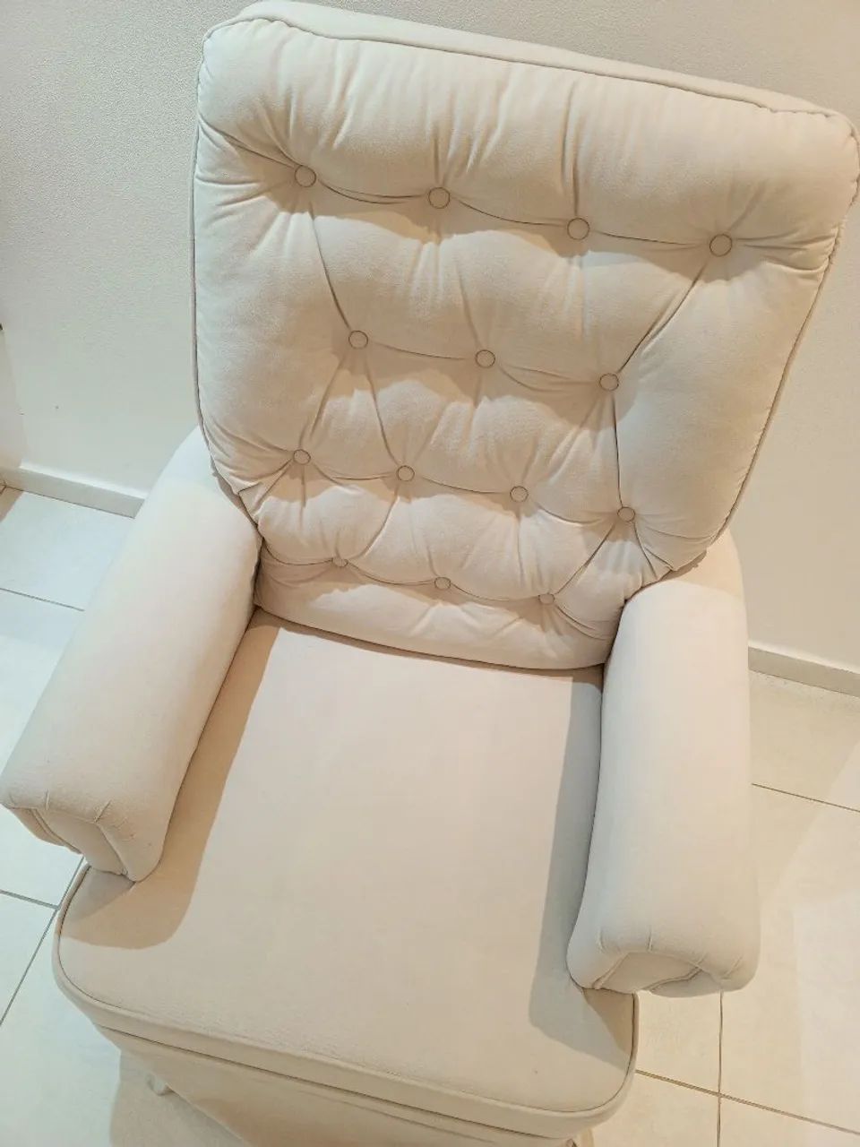 Vende-se Poltrona+pulff - Foto 3