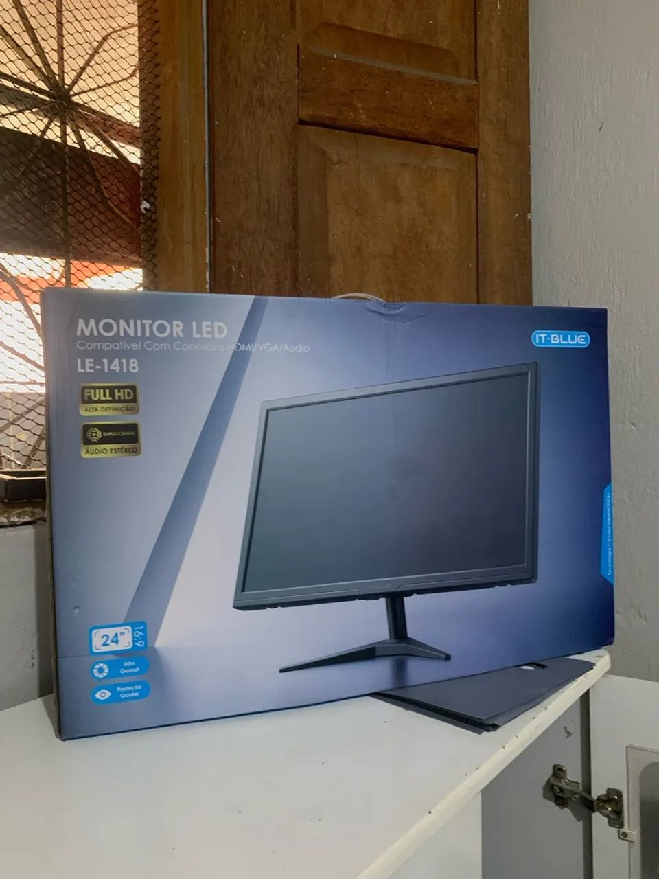 Monitor 24 polegadas pra sair logo  - Foto 2