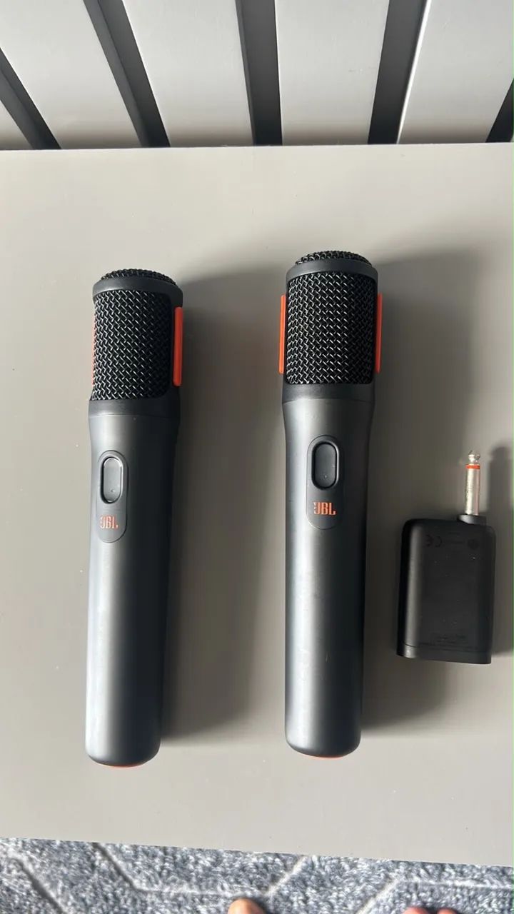KIT JBL + 2 MICROFONES SEM FIO  - Foto 2