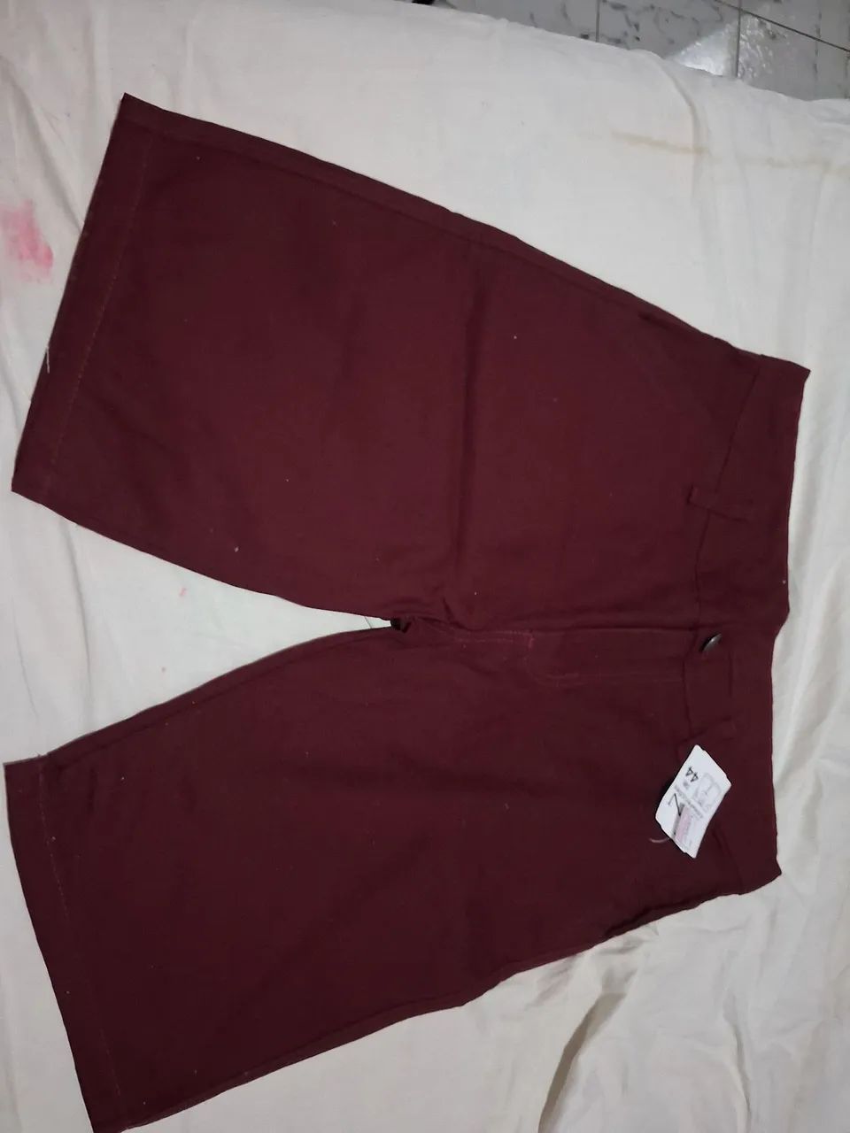 Roupa com etiqueta  - Foto 2