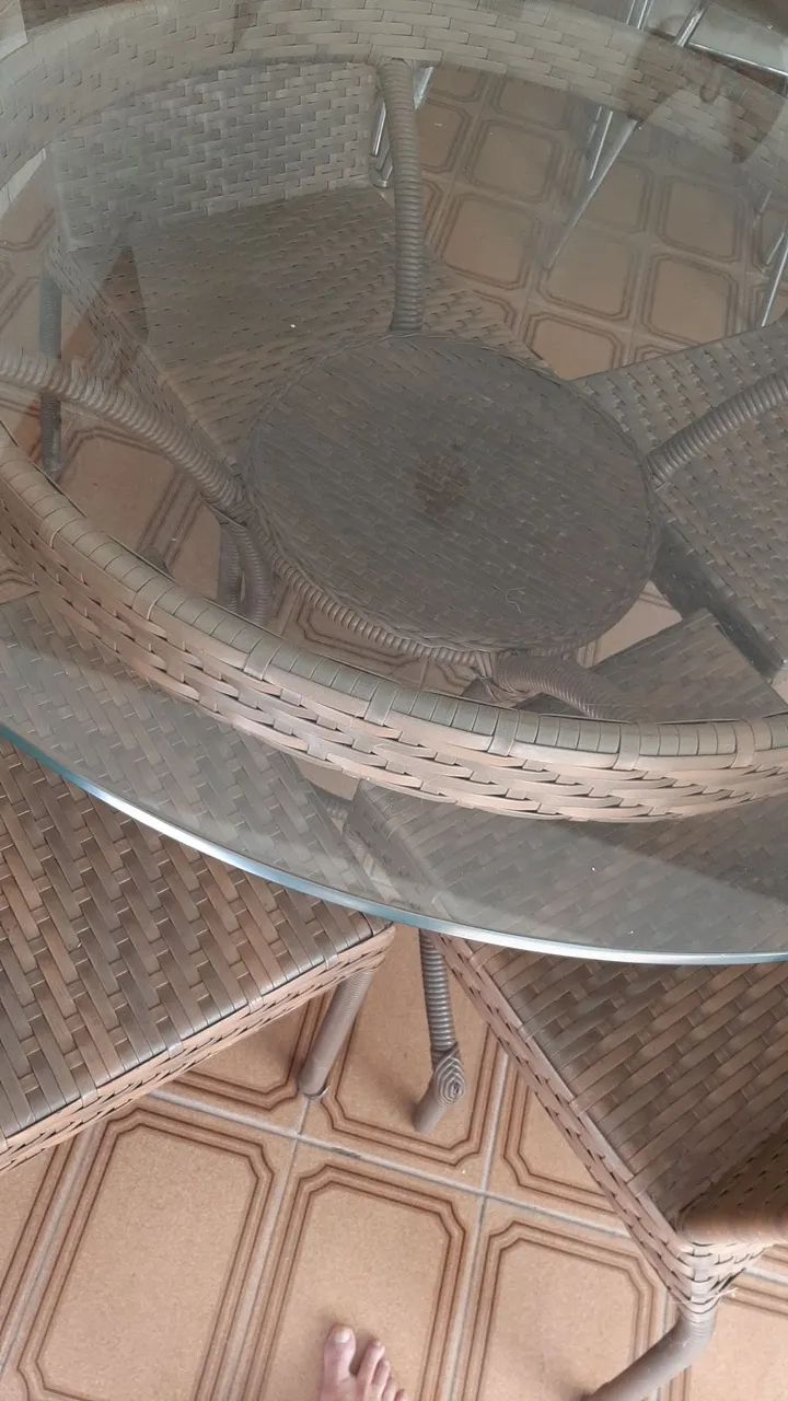 Conjunto de mesa e cadeiras - Foto 5