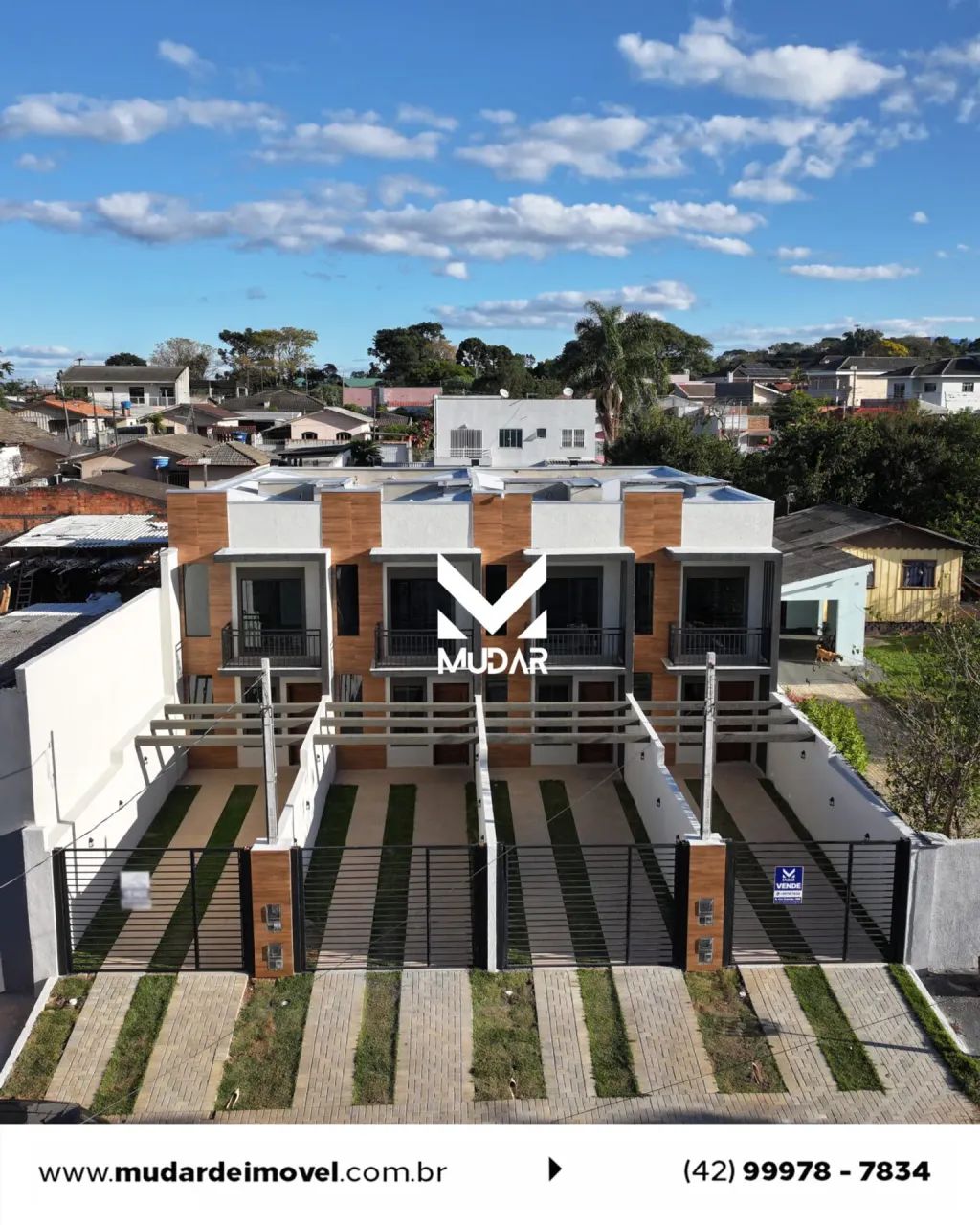 Sobrado 3 Quartos com suíte  Oficinas