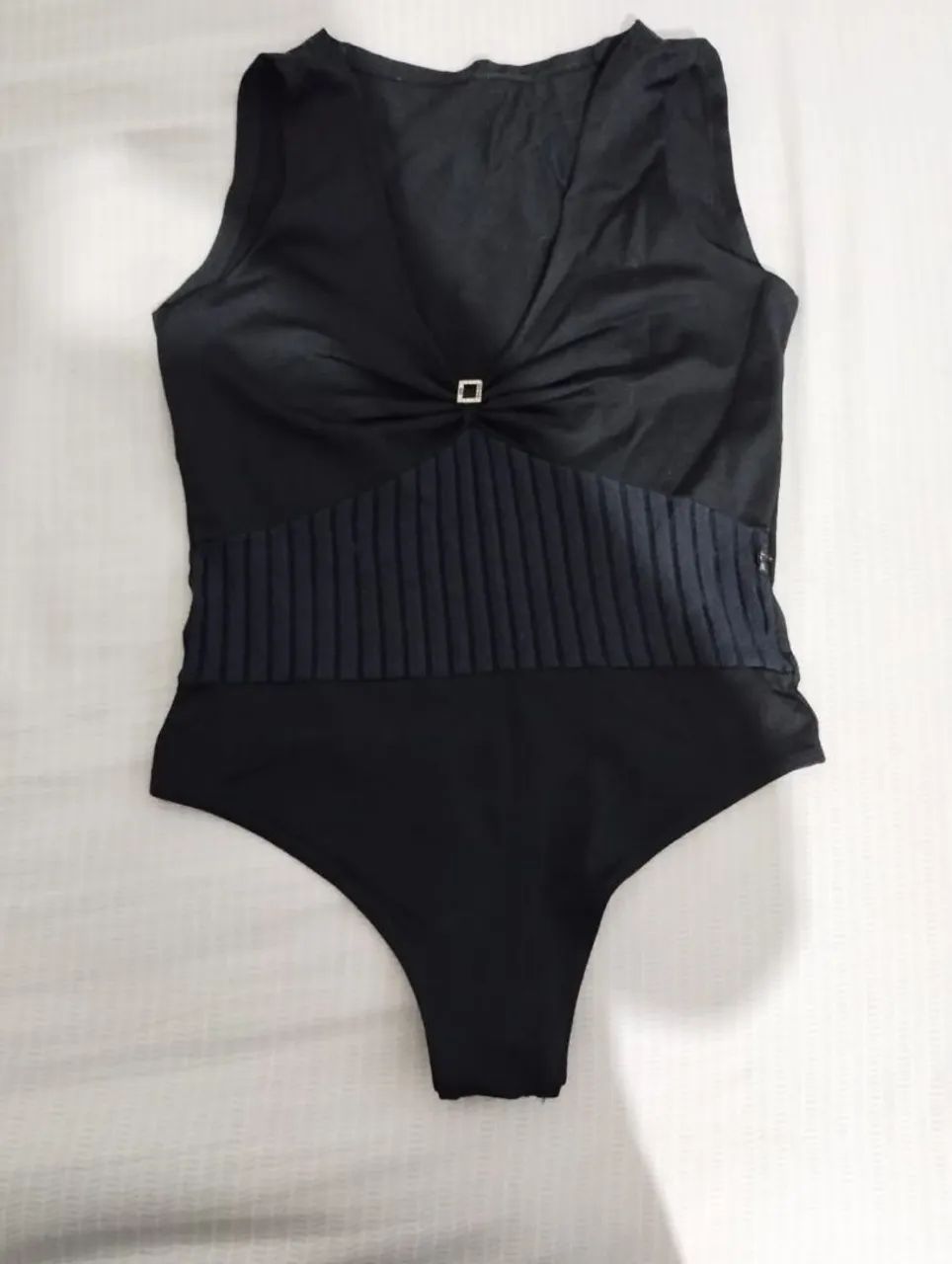 Vendo body sem bojo, veste do PP ao P - Foto 2
