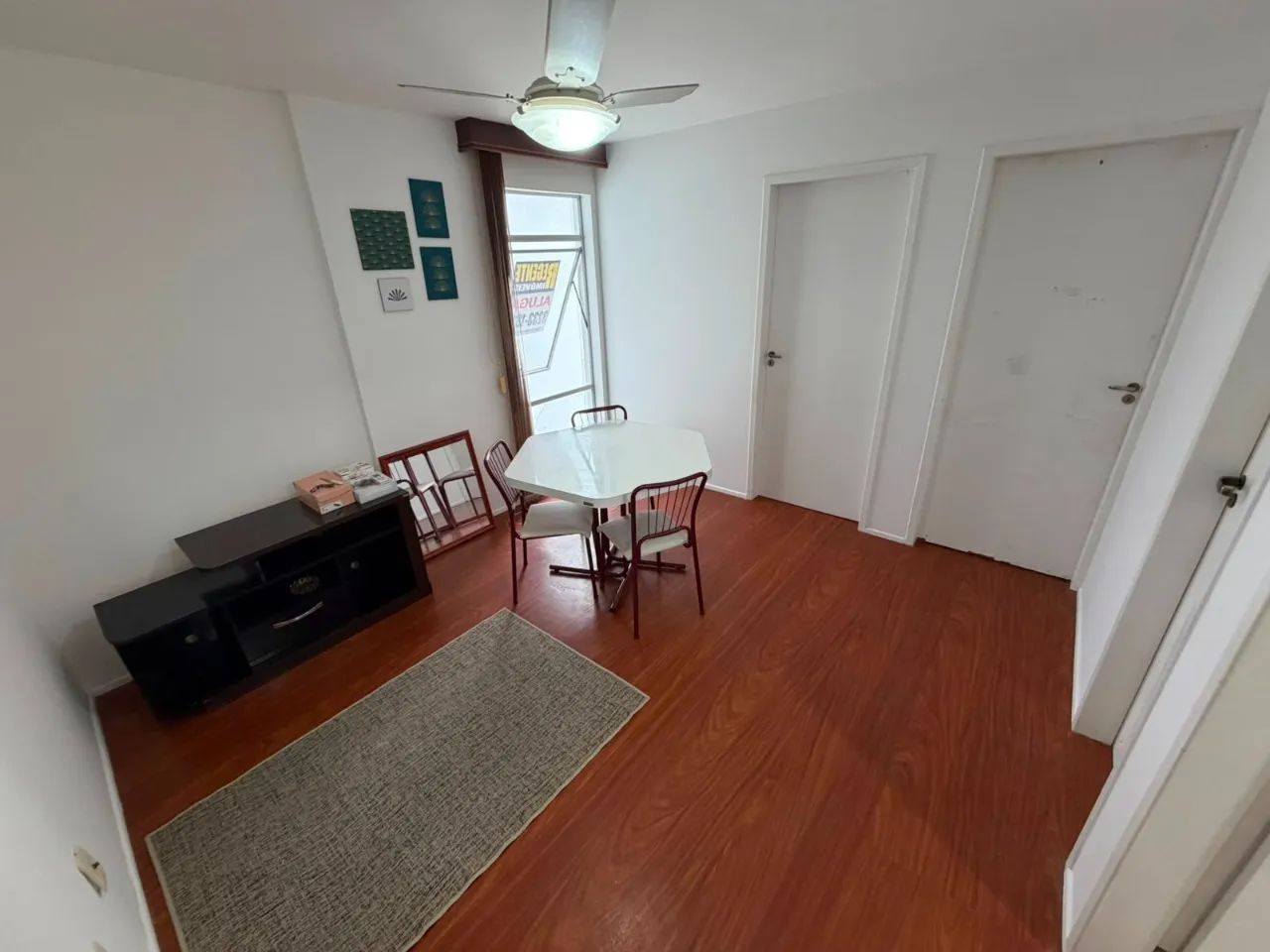 Ótimo apartamento de 2 dormitórios para locação no bairro Itacorubi!