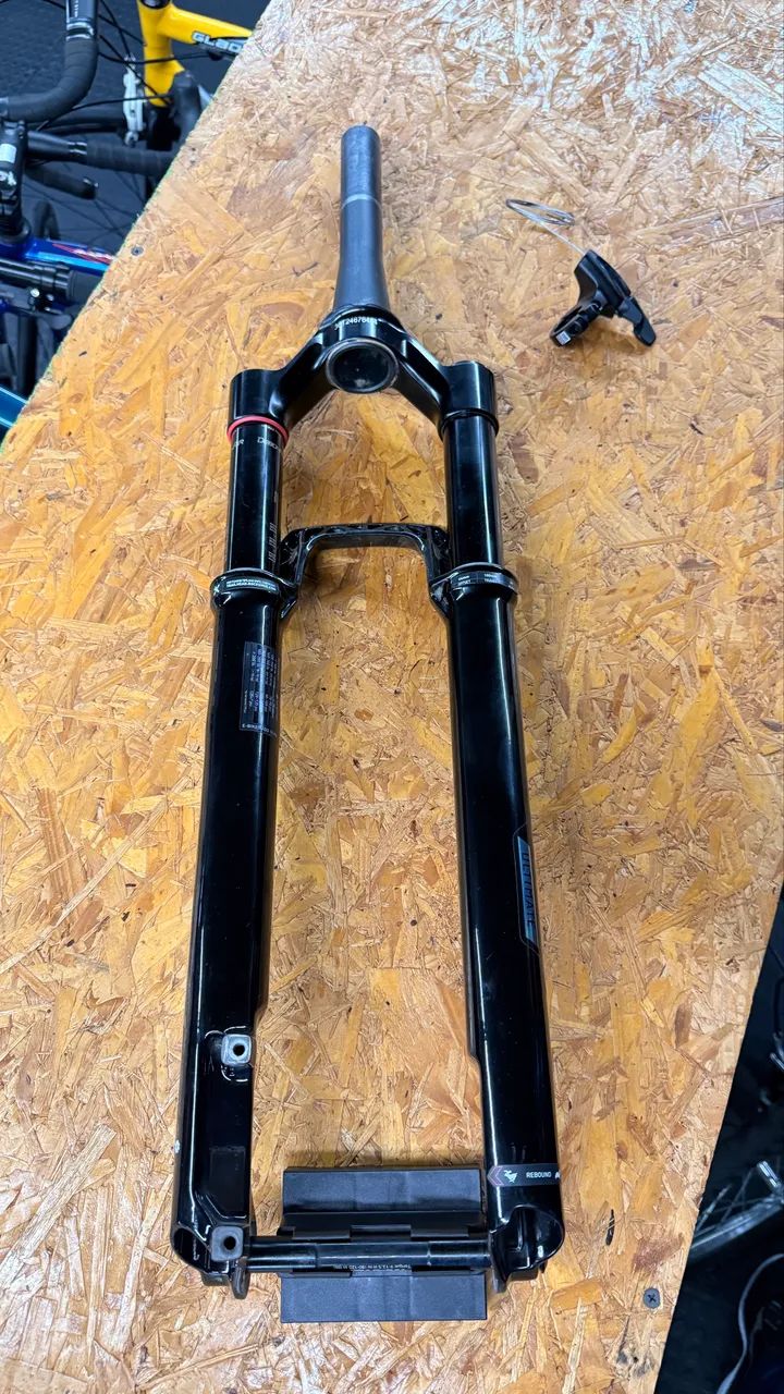 Suspensão Rock Shox Sid Ultimate 100mm boost - Foto 3