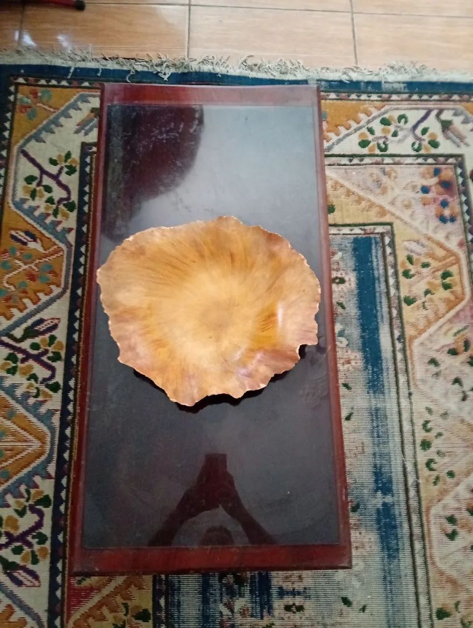 Mesa de centro rústica com vidro