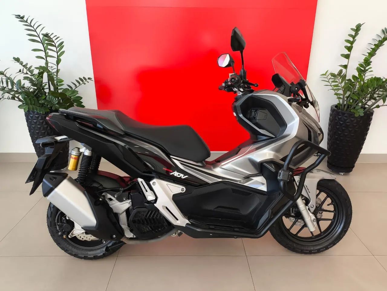Adv 150