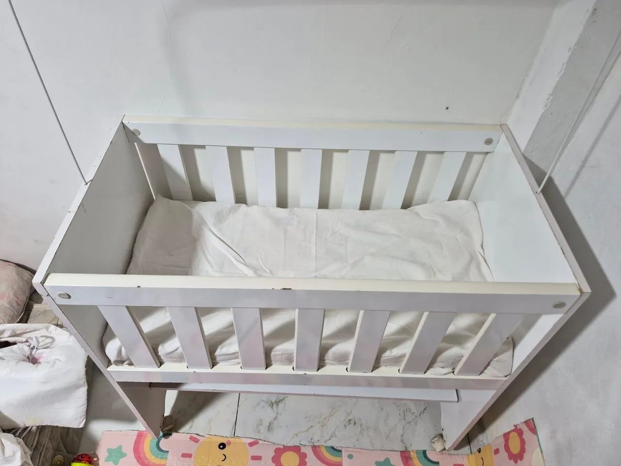 Vende -se berço e um bebê conforto  - Foto 3