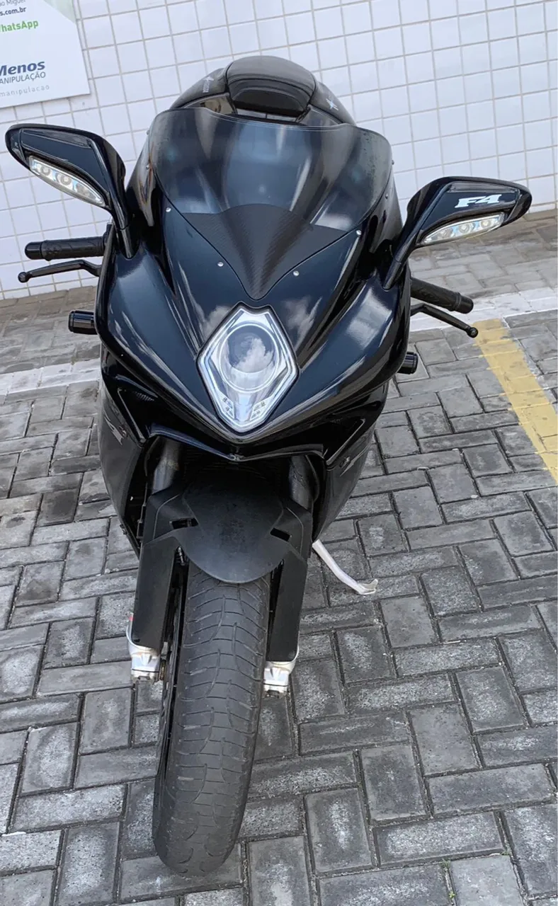 Motos MV Agusta F4 no Brasil Motos MV Agusta F4 no Brasil